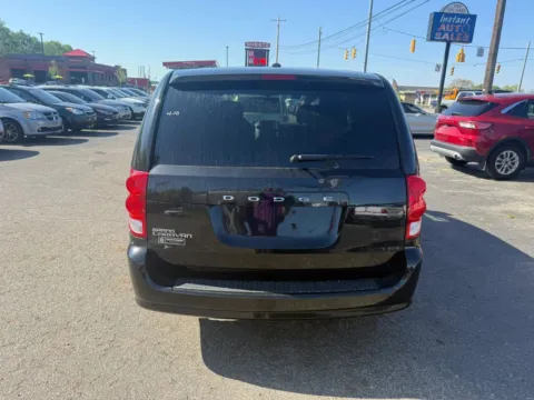 More photos of 2016 Dodge Grand Caravan Passenger SE Plus Minivan 4D at Instant Auto Sales Chillicothe, OH