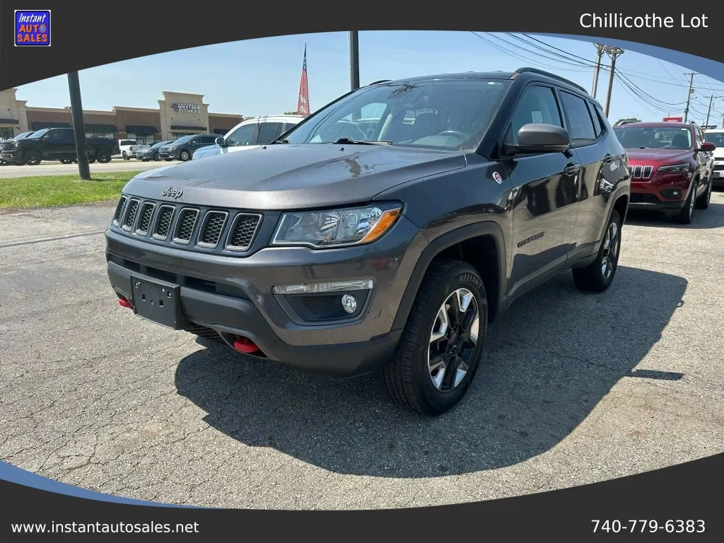 Gray 2018 Jeep Compass Trailhawk Sport Utility 4D for sale in Chillicothe, OH