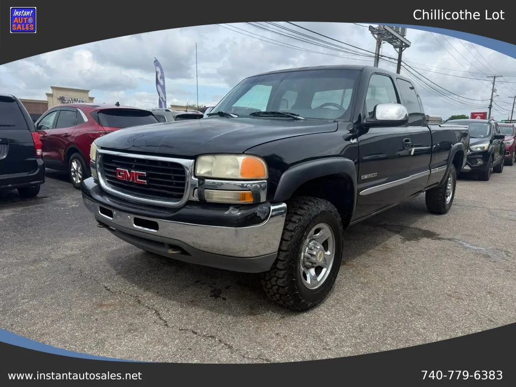 Black 2000 GMC Sierra 2500 HD Extended Cab Long Bed for sale in Chillicothe, OH