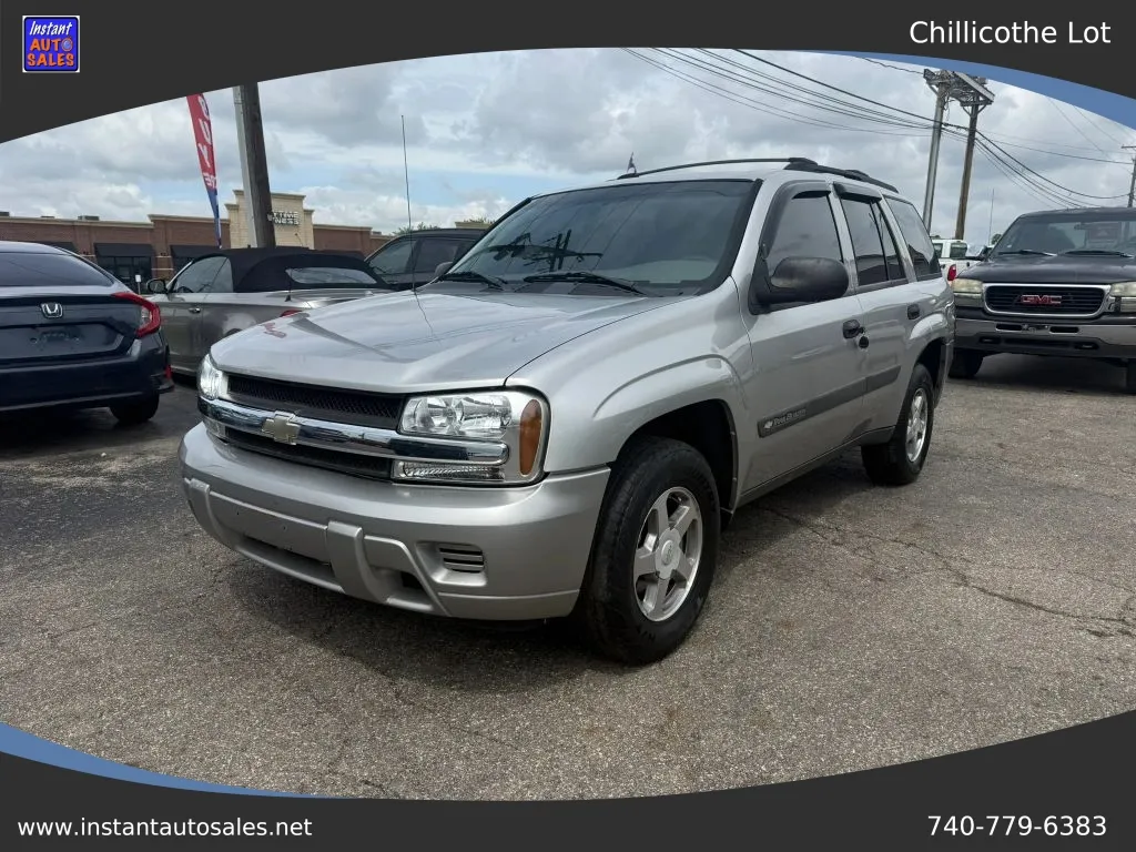 Black 2004 Chevrolet Trailblazer LS Sport Utility 4D for sale in Chillicothe, OH