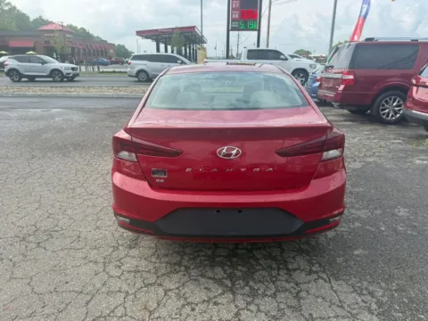 More photos of 2020 Hyundai Elantra SE Sedan 4D at Instant Auto Sales Chillicothe, OH