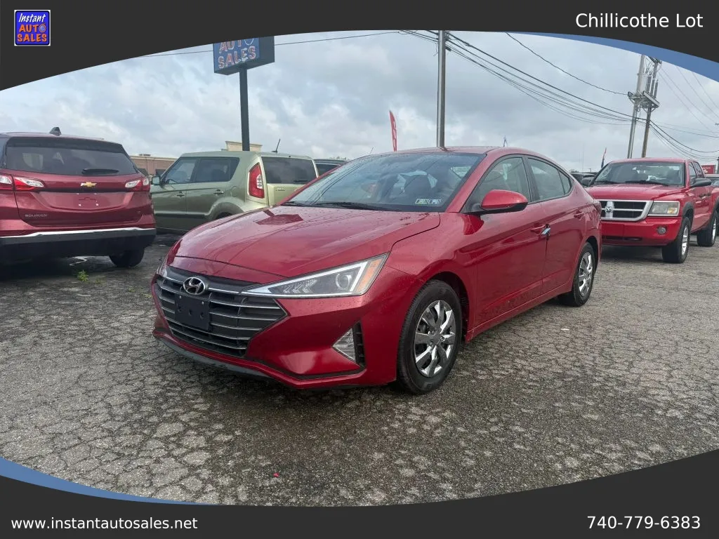 Red 2020 Hyundai Elantra SE Sedan 4D for sale in Chillicothe, OH