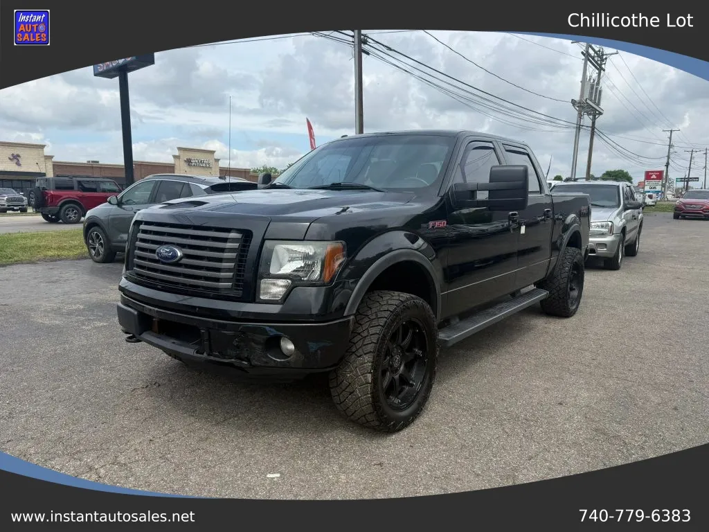 Black 2012 Ford F-150 SuperCrew Cab FX4 Pickup 4D 5 1/2 ft for sale in Chillicothe, OH