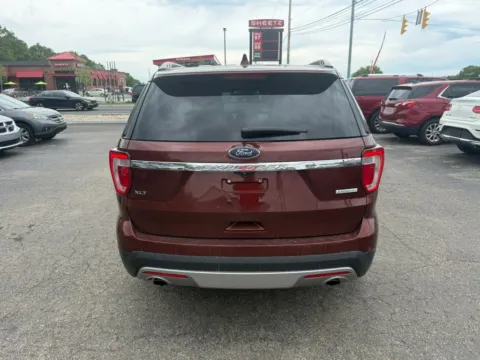 More photos of 2016 Ford Explorer XLT Sport Utility 4D at Instant Auto Sales Chillicothe, OH