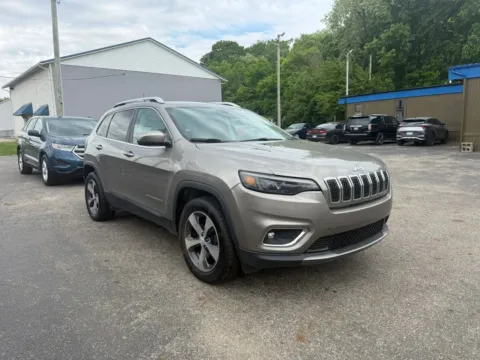 Another view of 2019 Jeep Cherokee Limited Sport Utility 4D for sale in Chillicothe, OH at Instant Auto Sales Chillicothe
