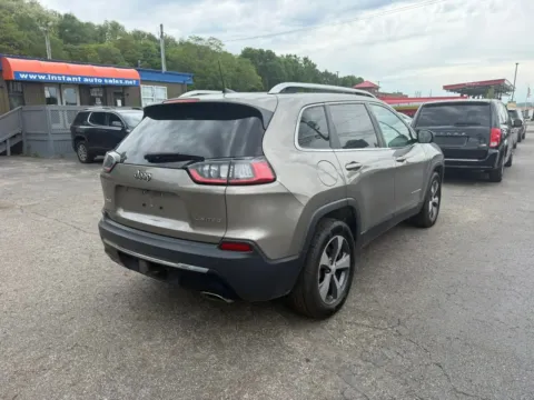 More photos of 2019 Jeep Cherokee Limited Sport Utility 4D at Instant Auto Sales Chillicothe, OH