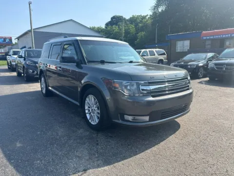 Another view of 2016 Ford Flex SEL Sport Utility 4D for sale in Chillicothe, OH at Instant Auto Sales Chillicothe
