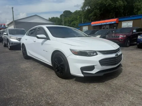 Another view of 2018 Chevrolet Malibu LT Sedan 4D for sale in Chillicothe, OH at Instant Auto Sales Chillicothe