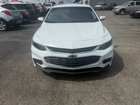 Photos of 2018 Chevrolet Malibu LT Sedan 4D for sale in Chillicothe, OH at Instant Auto Sales Chillicothe