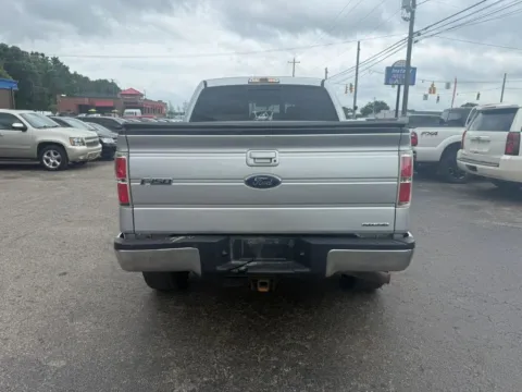 More photos of 2013 Ford F-150 SuperCrew Cab Lariat Pickup 4D 5 1/2 ft at Instant Auto Sales Chillicothe, OH