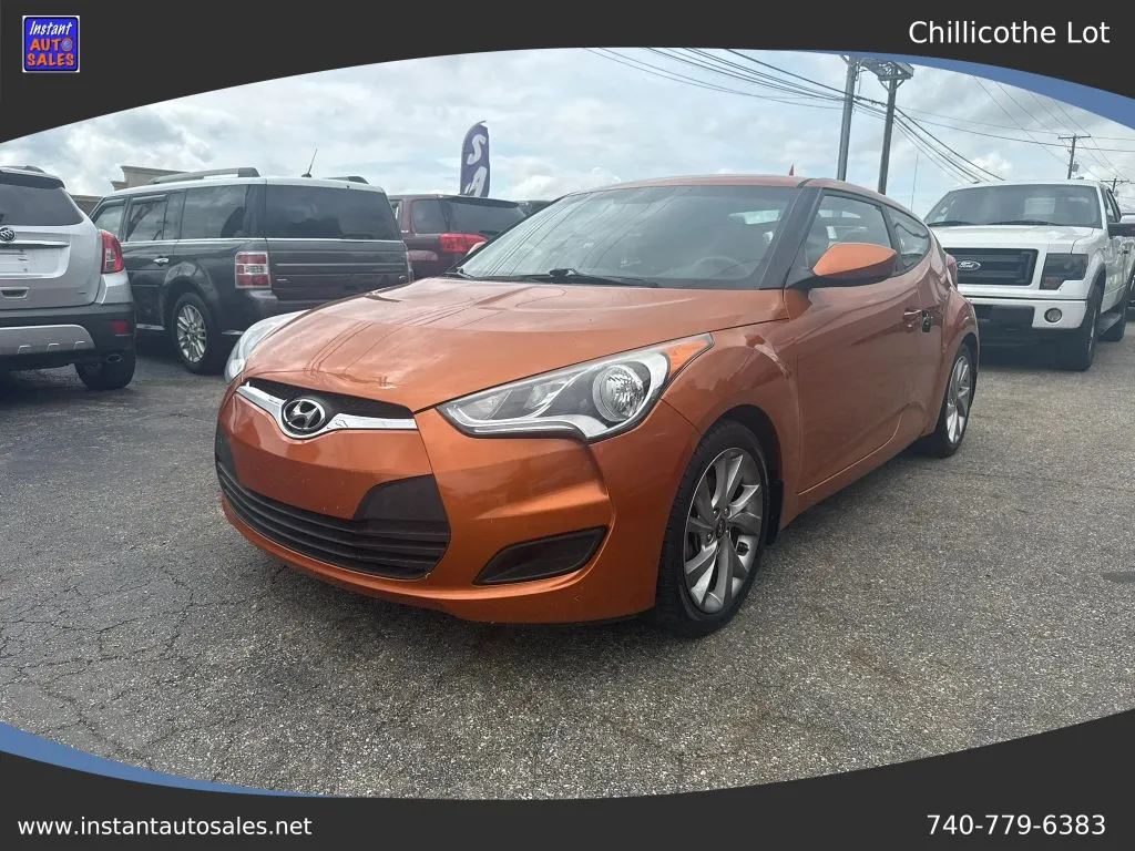 Orange 2016 Hyundai Veloster Coupe 3D for sale in Chillicothe, OH