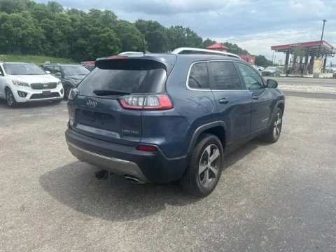 More photos of 2019 Jeep Cherokee Limited Sport Utility 4D at Instant Auto Sales Chillicothe, OH