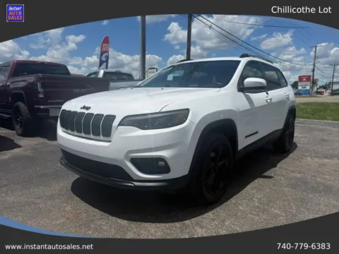 White 2019 Jeep Cherokee Altitude Sport Utility 4D for sale in Chillicothe, OH