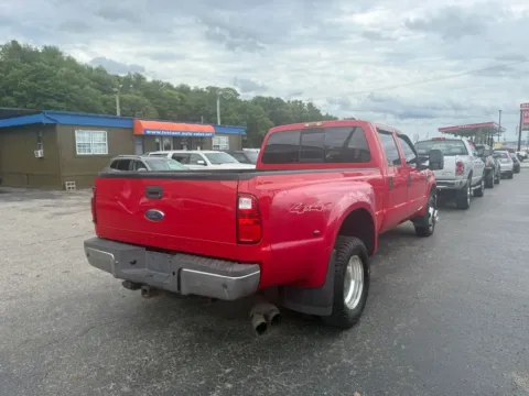 More photos of 2008 Ford F350 Super Duty Crew Cab Lariat Pickup 4D 8 ft at Instant Auto Sales Chillicothe, OH
