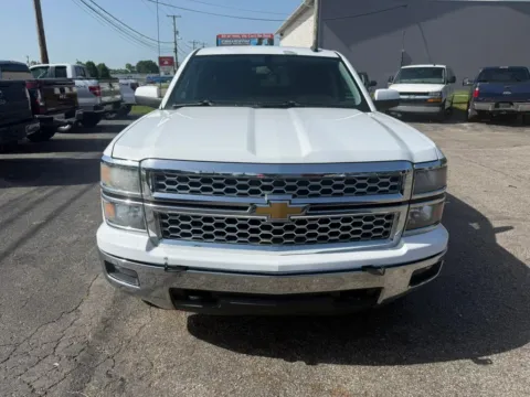 Photos of 2015 Chevrolet Silverado 1500 Crew Cab LT Pickup 4D 5 3/4 ft for sale in Chillicothe, OH at Instant Auto Sales Chillicothe
