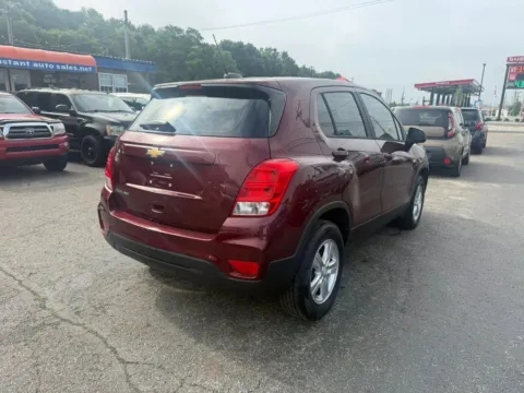 More photos of 2017 Chevrolet Trax LS Sport Utility 4D at Instant Auto Sales Chillicothe, OH