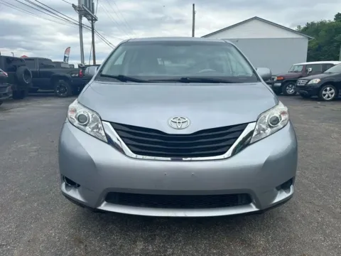Photos of 2014 Toyota Sienna LE Minivan 4D for sale in Chillicothe, OH at Instant Auto Sales Chillicothe