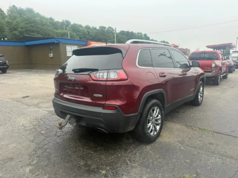More photos of 2021 Jeep Cherokee Latitude Lux Sport Utility 4D at Instant Auto Sales Chillicothe, OH
