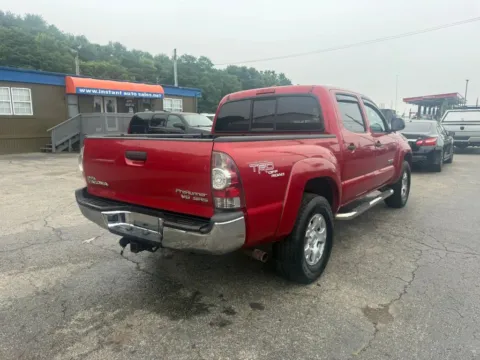 More photos of 2010 Toyota Tacoma Double Cab PreRunner Pickup 4D 5 ft at Instant Auto Sales Chillicothe, OH