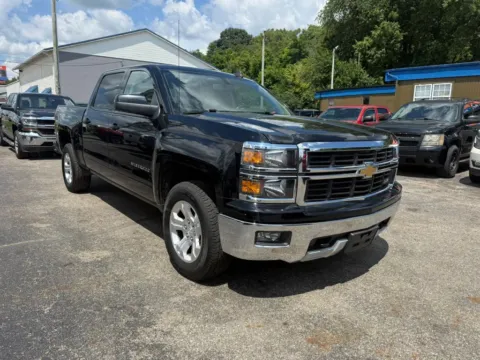 Another view of 2015 Chevrolet Silverado 1500 Crew Cab Z71 LT Pickup 4D 5 3/4 ft for sale in Chillicothe, OH at Instant Auto Sales Chillicothe
