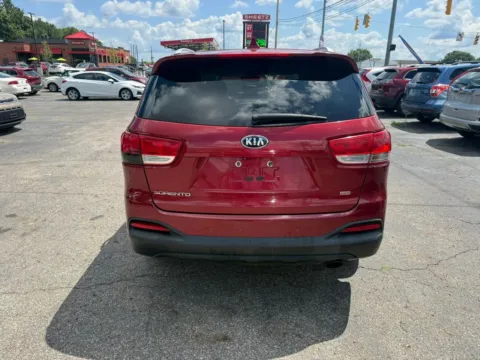 More photos of 2017 Kia Sorento LX Sport Utility 4D at Instant Auto Sales Chillicothe, OH