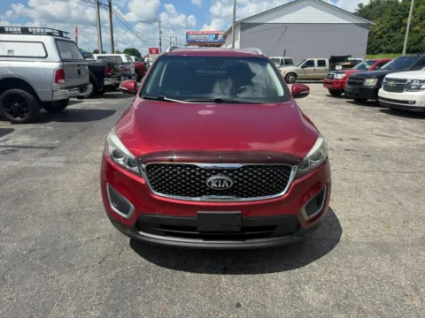 Photos of 2017 Kia Sorento LX Sport Utility 4D for sale in Chillicothe, OH at Instant Auto Sales Chillicothe