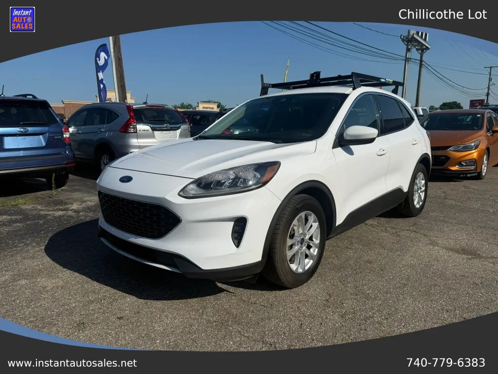 White 2020 Ford Escape SE Sport Utility 4D for sale in Chillicothe, OH