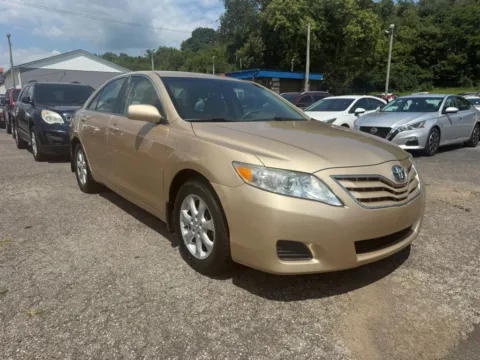 Another view of 2011 Toyota Camry LE Sedan 4D for sale in Chillicothe, OH at Instant Auto Sales Chillicothe