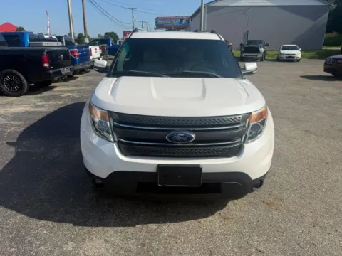 Photos of 2013 Ford Explorer Limited Sport Utility 4D for sale in Chillicothe, OH at Instant Auto Sales Chillicothe