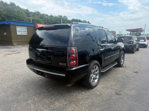More photos of 2011 GMC Yukon Denali Sport Utility 4D at Instant Auto Sales Chillicothe, OH
