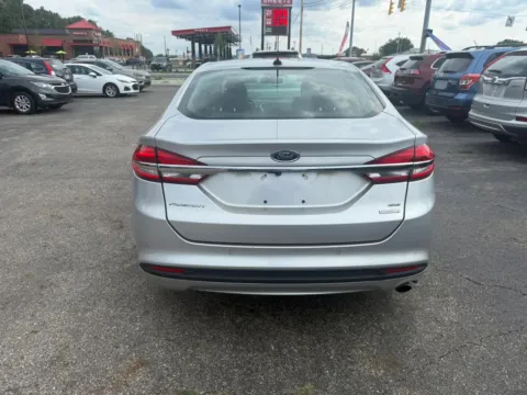 More photos of 2017 Ford Fusion SE Sedan 4D at Instant Auto Sales Chillicothe, OH