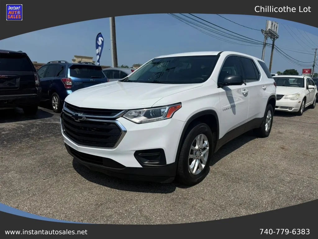 White 2018 Chevrolet Traverse LS Sport Utility 4D for sale in Chillicothe, OH