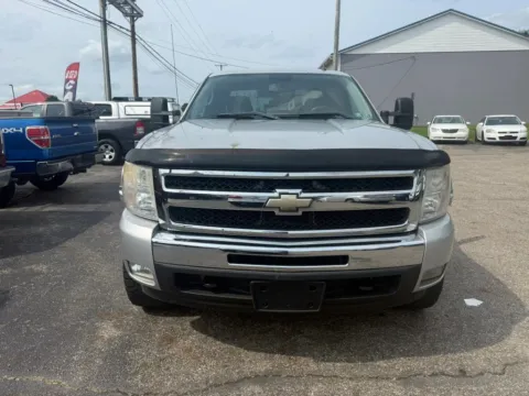 Photos of 2011 Chevrolet Silverado 1500 Extended Cab LT Pickup 4D 6 1/2 ft for sale in Chillicothe, OH at Instant Auto Sales Chillicothe