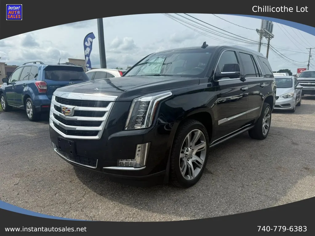 Black 2016 Cadillac Escalade Luxury Sport Utility 4D for sale in Chillicothe, OH