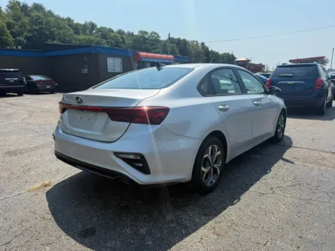 More photos of 2020 Kia Forte LXS Sedan 4D at Instant Auto Sales Chillicothe, OH