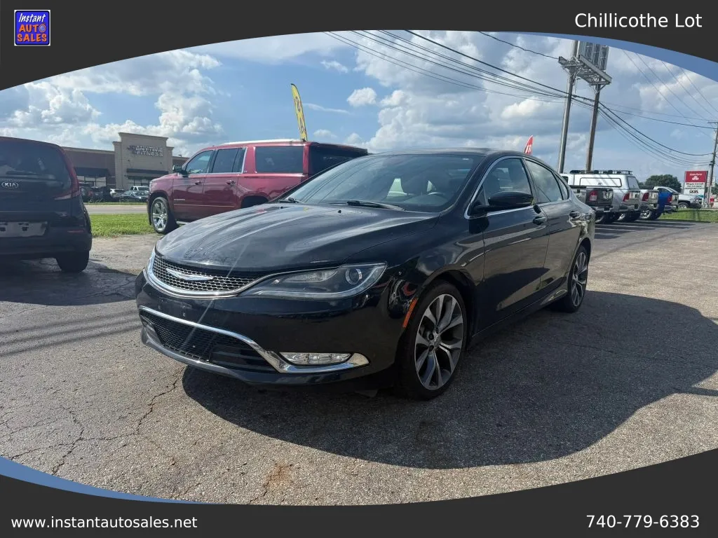Black 2015 Chrysler 200 C Sedan 4D for sale in Chillicothe, OH