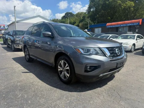 Another view of 2017 Nissan Pathfinder SV Sport Utility 4D for sale in Chillicothe, OH at Instant Auto Sales Chillicothe