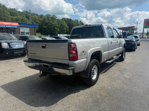 More photos of 2007 Chevrolet Silverado (Classic) 2500 HD Crew Cab LT Pickup 4D 6 1/2 ft at Instant Auto Sales Chillicothe, OH