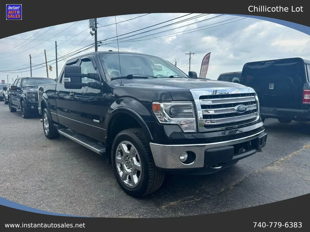 Black 2013 Ford F-150 SuperCrew Cab XLT Pickup 4D 5 1/2 ft for sale in Chillicothe, OH