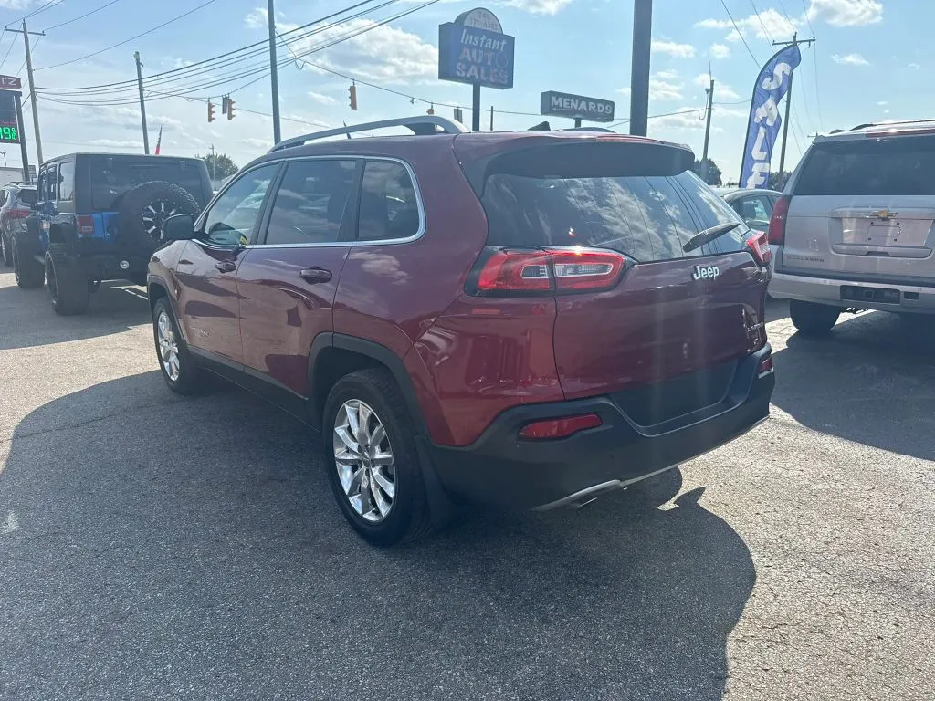 Jeep Cherokee photo 6