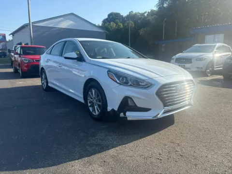 Another view of 2018 Hyundai Sonata SE Sedan 4D for sale in Chillicothe, OH at Instant Auto Sales Chillicothe