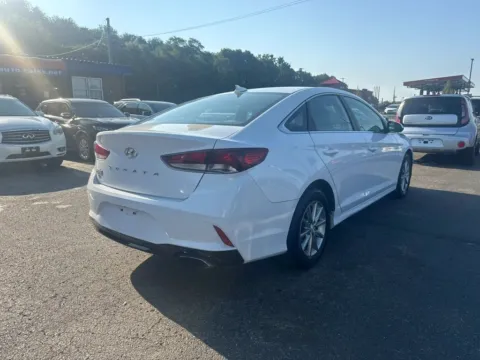 More photos of 2018 Hyundai Sonata SE Sedan 4D at Instant Auto Sales Chillicothe, OH