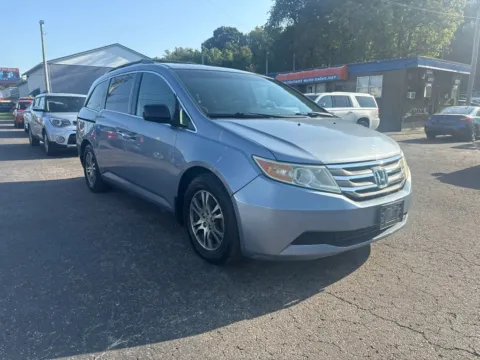 Another view of 2011 Honda Odyssey EX-L Minivan 4D for sale in Chillicothe, OH at Instant Auto Sales Chillicothe