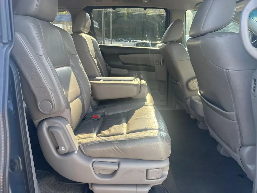 Honda Odyssey photo 9