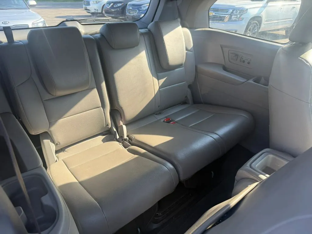 Honda Odyssey photo 10
