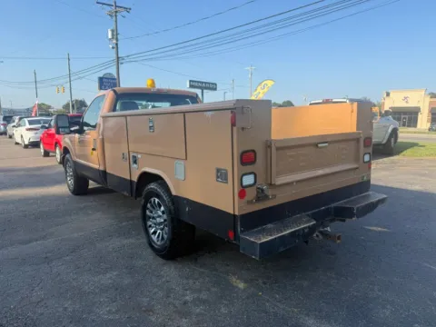 More photos of 2015 Ford F350 Super Duty Regular Cab & Chassis XL Cab & Chassis 2D at Instant Auto Sales Chillicothe, OH