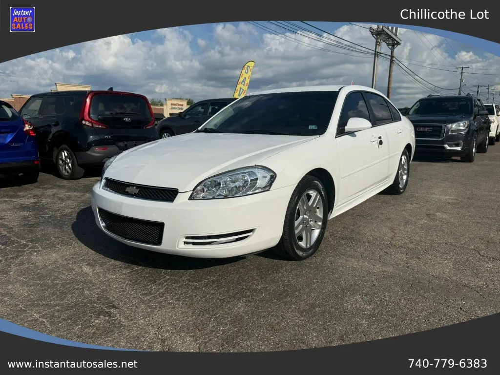 White 2016 Chevrolet Impala Limited LT Sedan 4D for sale in Chillicothe, OH