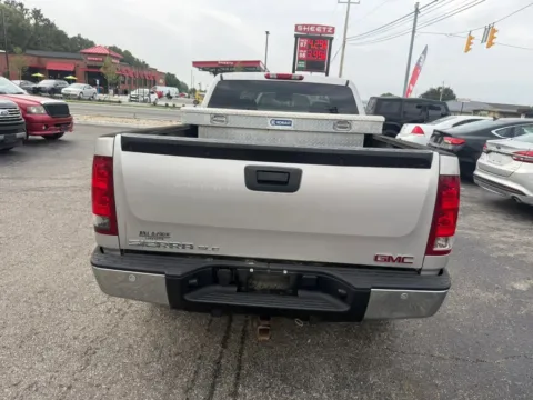More photos of 2008 GMC Sierra 1500 Extended Cab SLE Pickup 4D 6 1/2 ft at Instant Auto Sales Chillicothe, OH