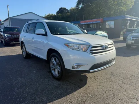 Another view of 2012 Toyota Highlander Limited Sport Utility 4D for sale in Chillicothe, OH at Instant Auto Sales Chillicothe