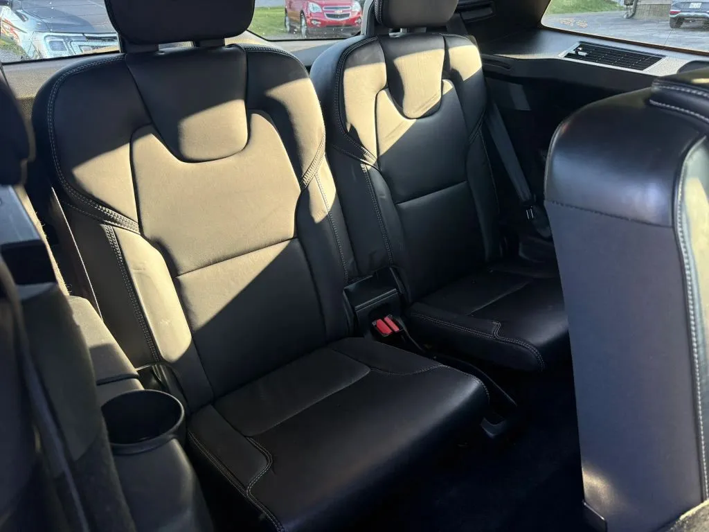 2016 Volvo XC90 Momentum - Photo 10